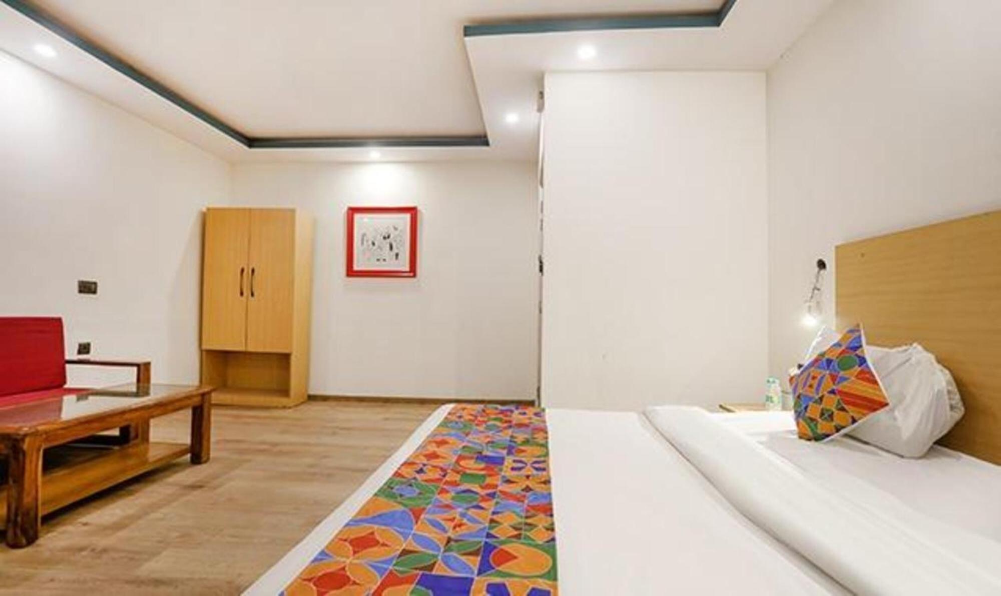 Fabhotel F9 Sector 58 نويدا المظهر الخارجي الصورة